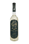 Botella de Tequila G4 Reposado 100% agave azul Weber, elaborada en Destilería El Pandillo, en Jesús María, Jalisco, y añejada durante seis meses en barricas de whiskey. Presenta notas de agave cocido, vainilla, caramelo, cítricos y un sutil carácter de roble. 40% Alc./Vol. · 750 ml.